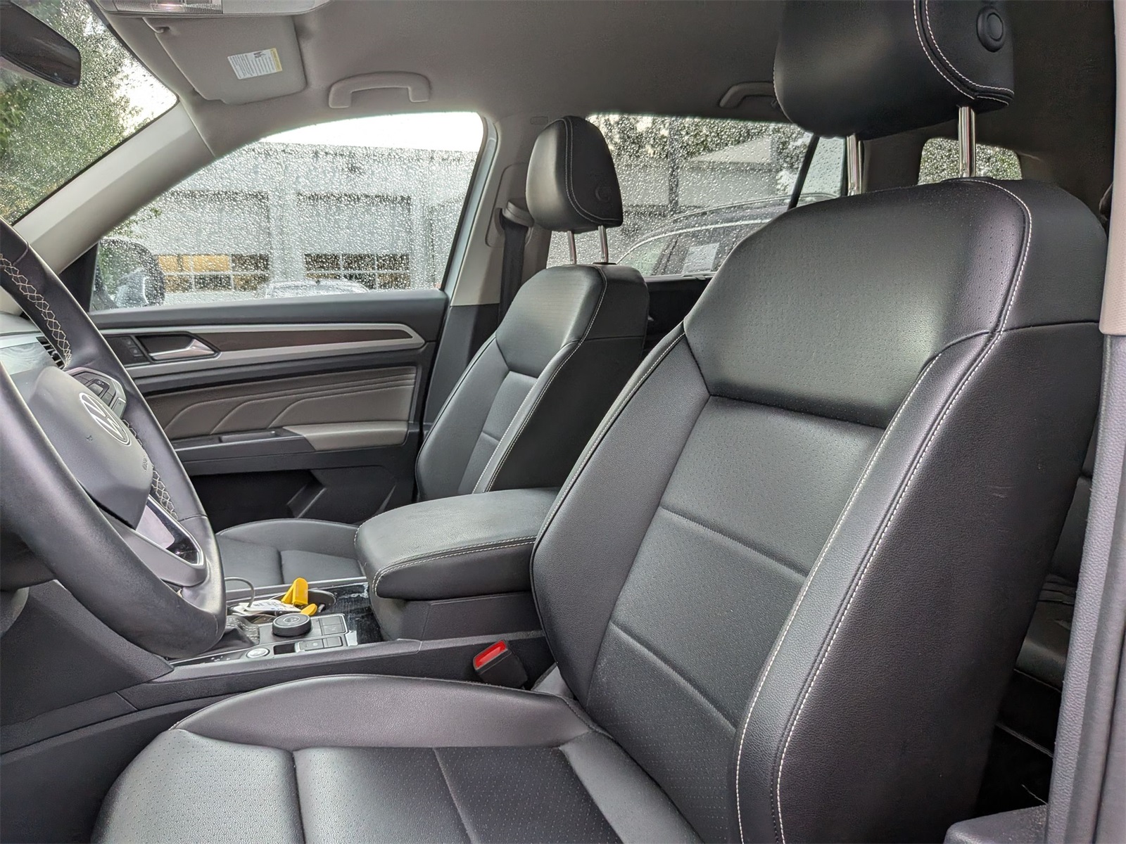 2023 Volkswagen Atlas 3.6L V6 SE Technology Image 17 of 42