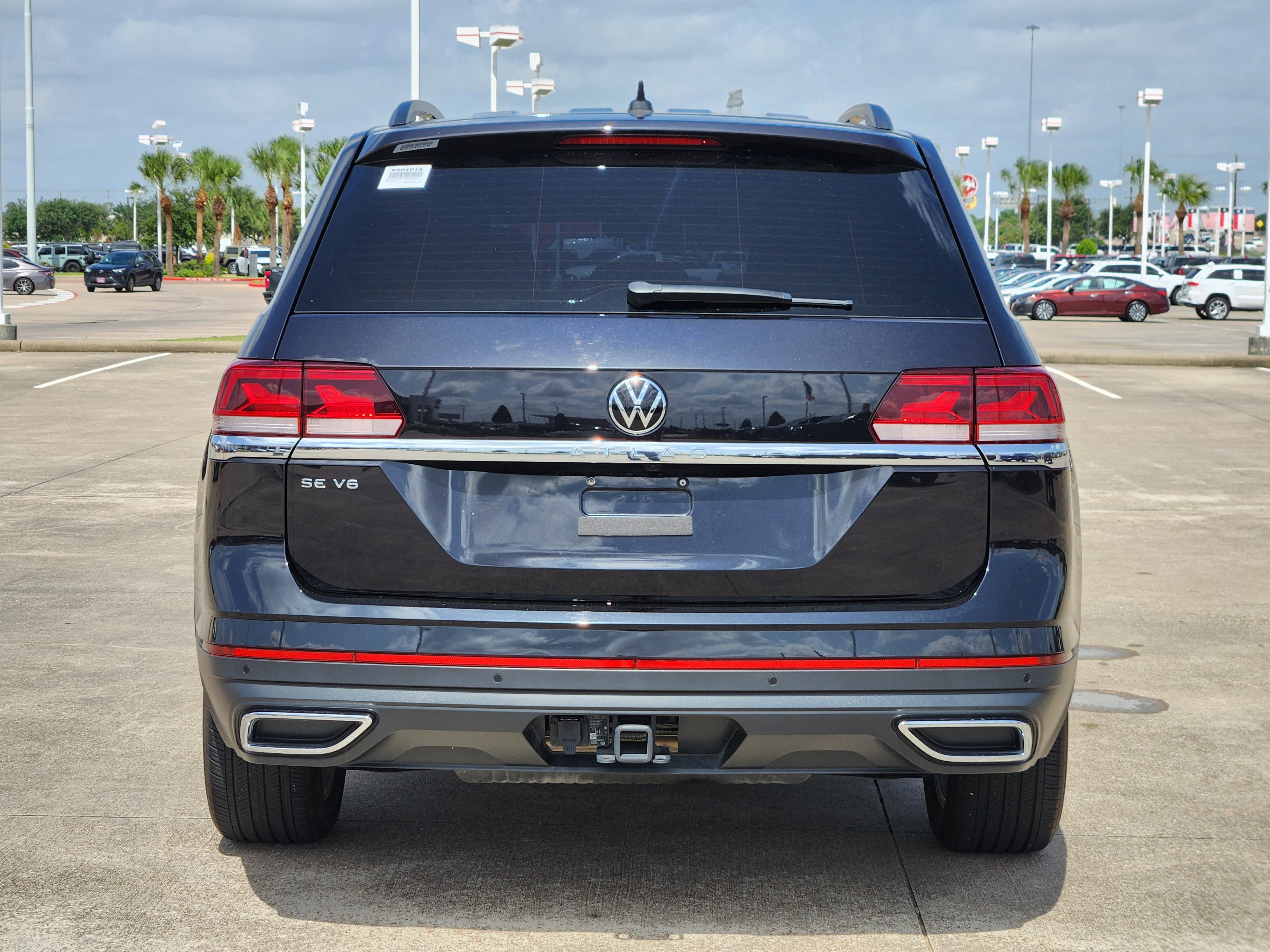 2023 Volkswagen Atlas 3.6L V6 SE Technology Image 6 of 26