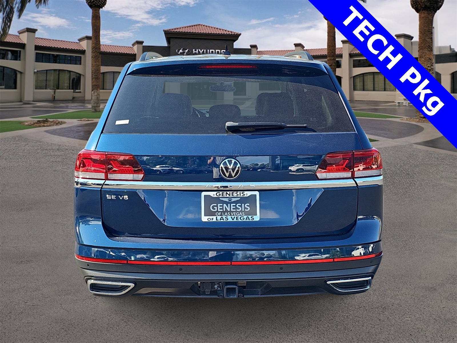 2023 Volkswagen Atlas 3.6L V6 SE Technology Image 7 of 27