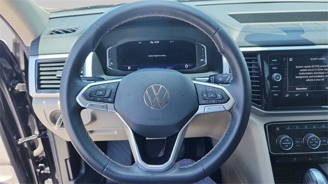 2023 Volkswagen Atlas 3.6L V6 SE Technology Image 15 of 34