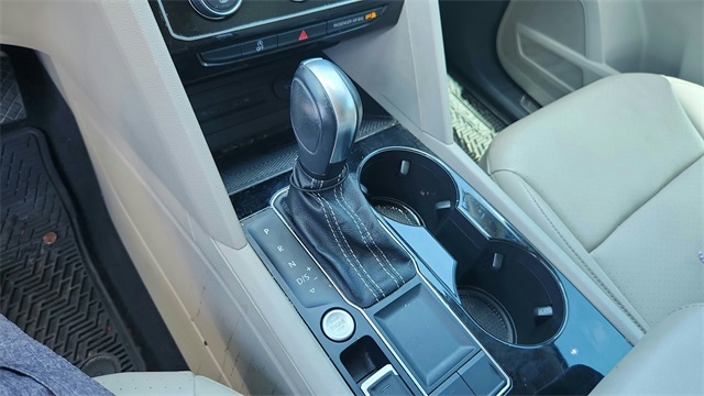 2023 Volkswagen Atlas 3.6L V6 SE Technology Image 21 of 34