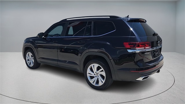 2023 Volkswagen Atlas 3.6L V6 SE Technology Image 7 of 34