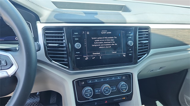 2023 Volkswagen Atlas 3.6L V6 SE Technology Image 20 of 34