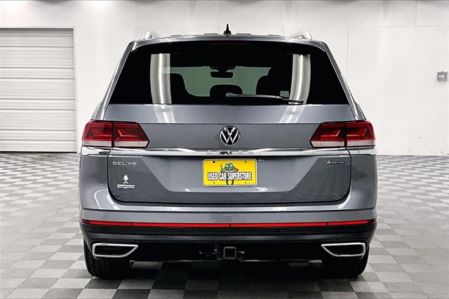 Vehicle image 5 of 38