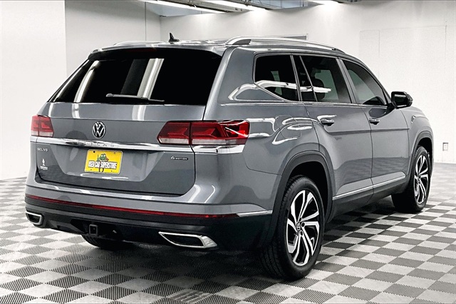 Vehicle image 4 of 38