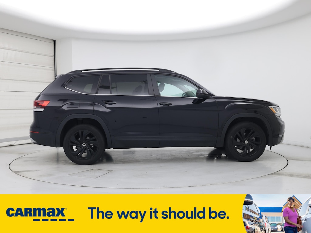 Vehicle image 4 of 27