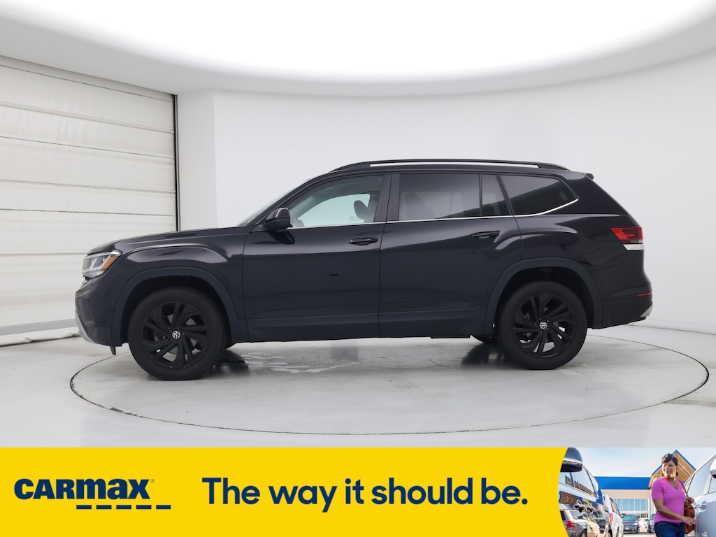 Vehicle image 8 of 27
