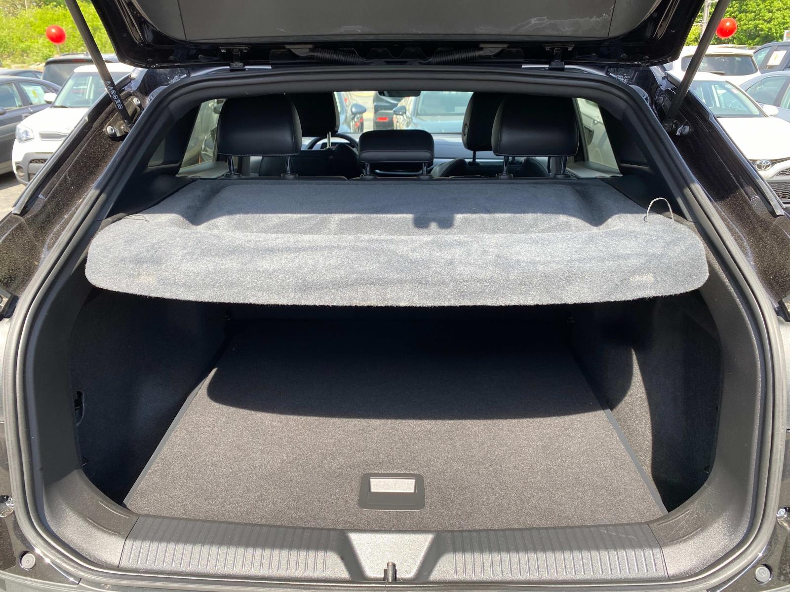 Vehicle image 8 of 23