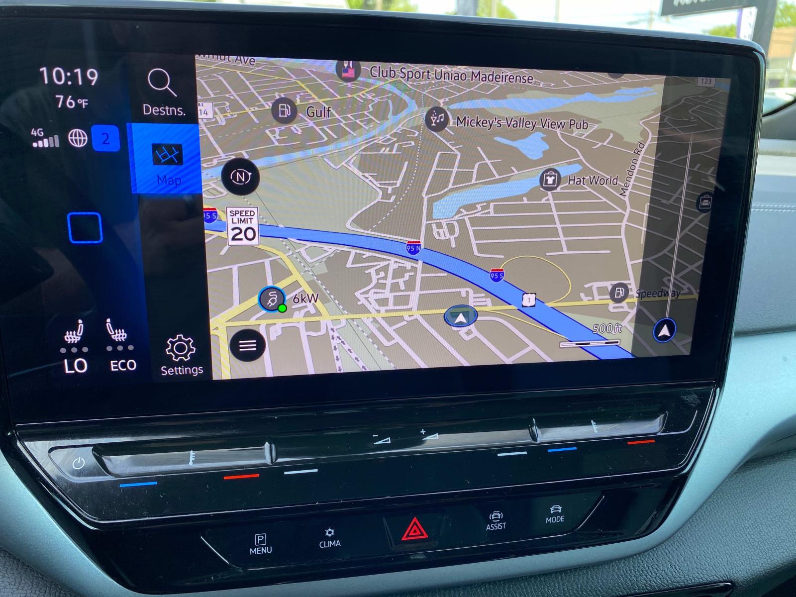 Vehicle image 11 of 23