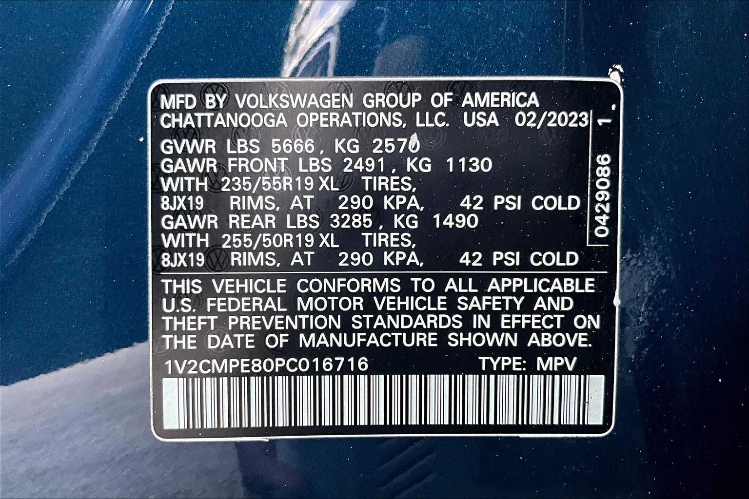 2023 Volkswagen ID.4 Pro Image 27 of 33