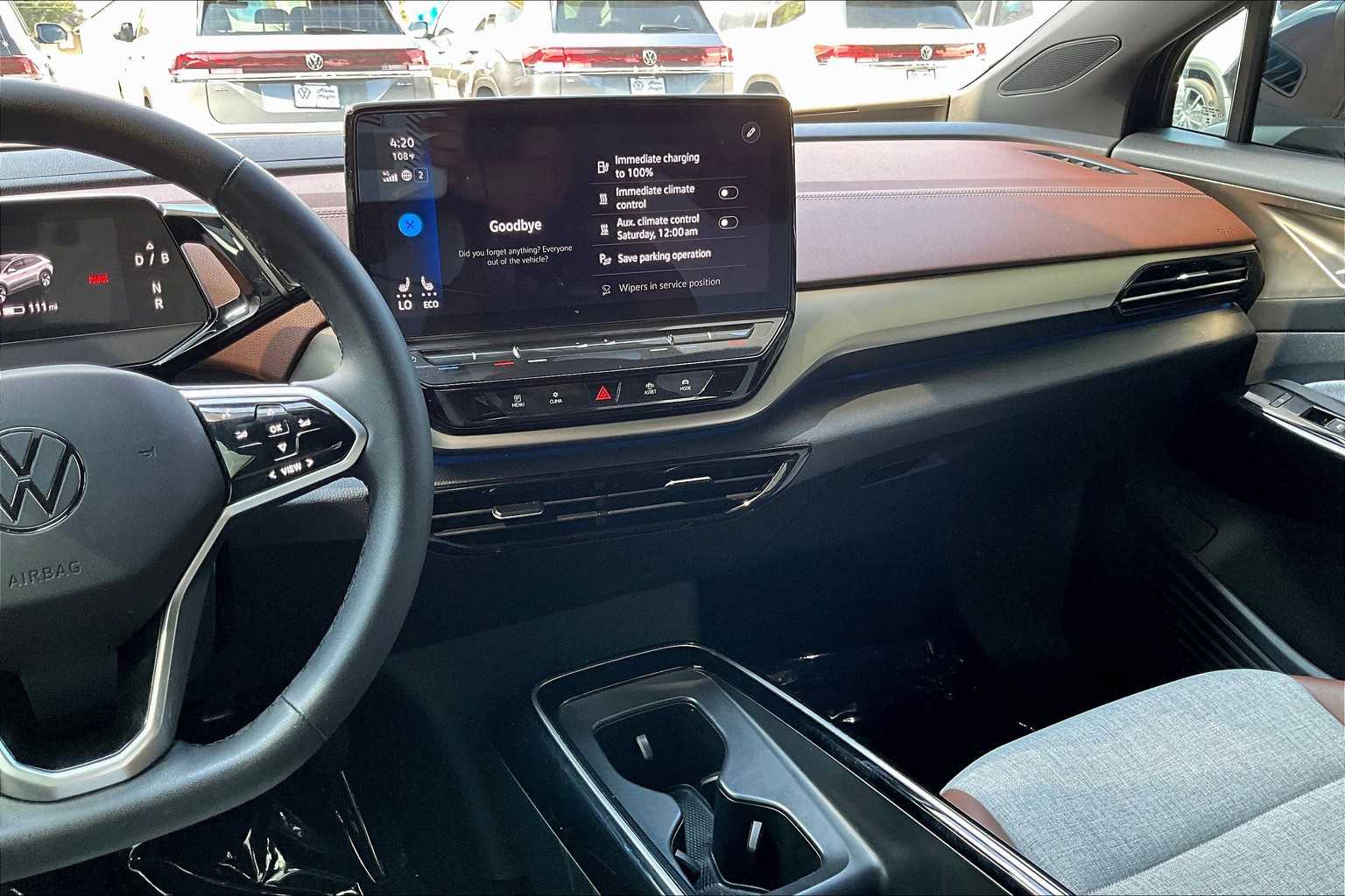 2023 Volkswagen ID.4 Pro Image 16 of 33