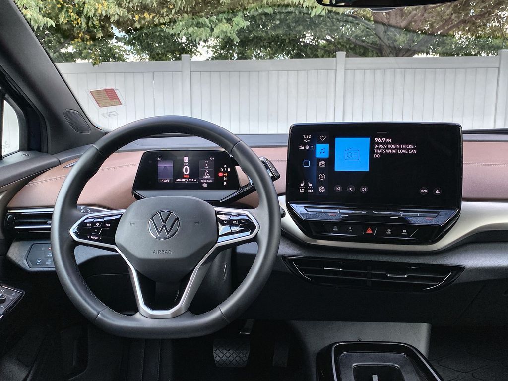 2023 Volkswagen ID.4 Pro Image 15 of 23