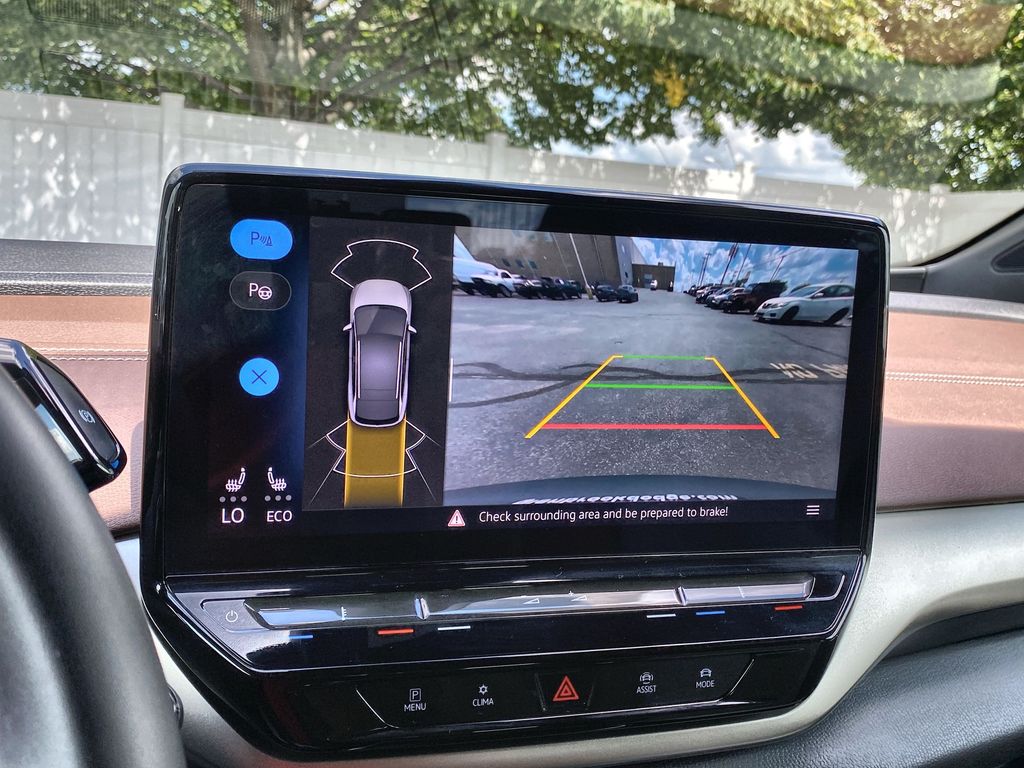 2023 Volkswagen ID.4 Pro Image 17 of 23