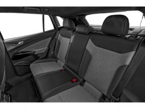 Vehicle image 13 of 21