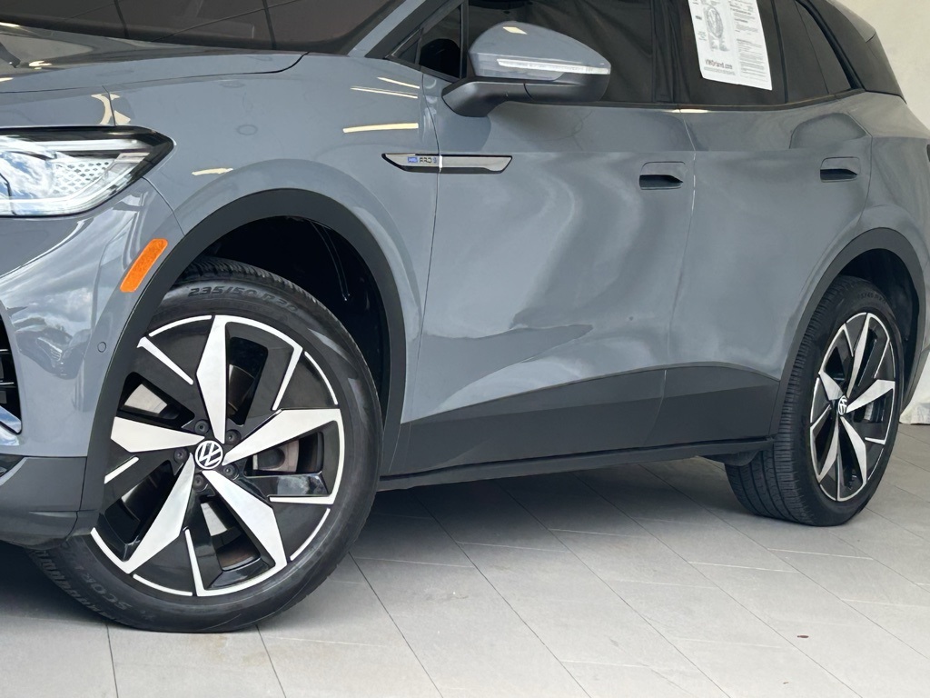 2023 Volkswagen ID.4 Pro S Image 8 of 26
