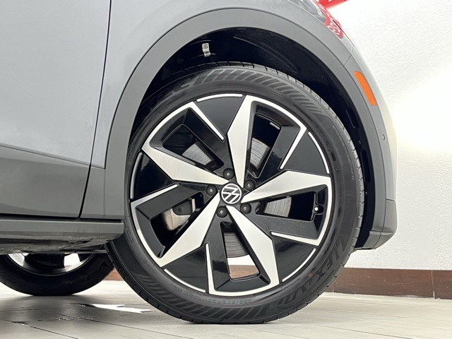 2023 Volkswagen ID.4 S Image 12 of 101