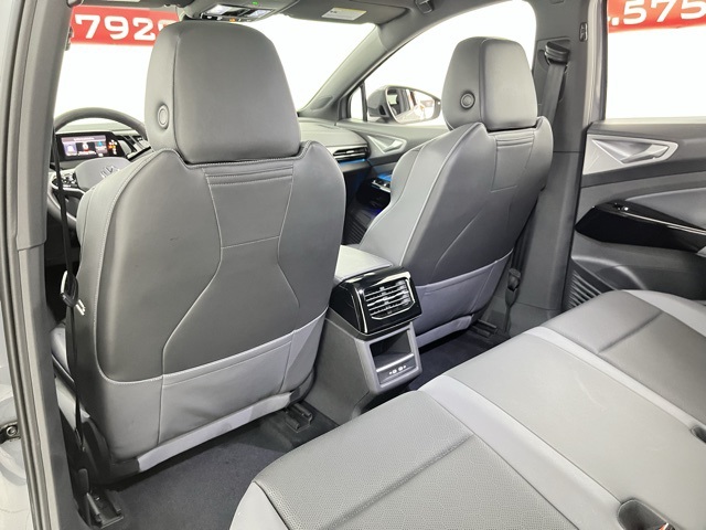 2023 Volkswagen ID.4 S Image 27 of 101