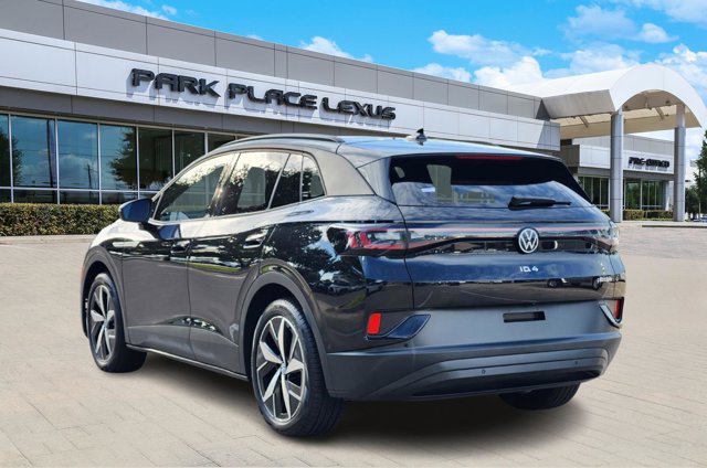 2023 Volkswagen ID.4 S Image 4 of 42