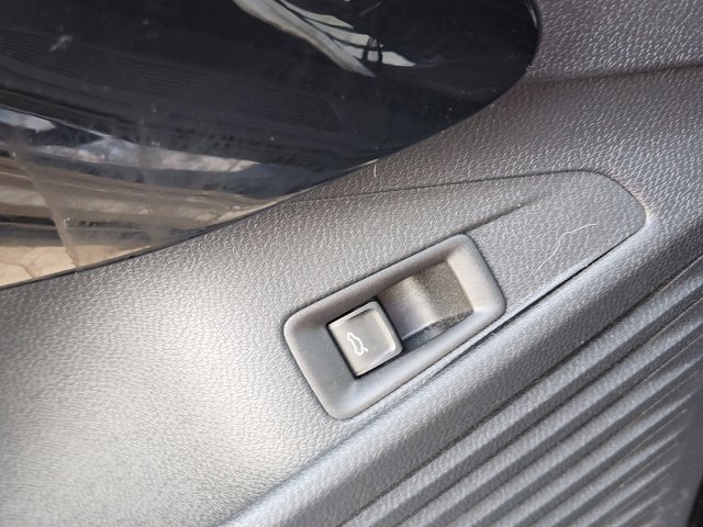 2023 Volkswagen ID.4 S Image 30 of 42