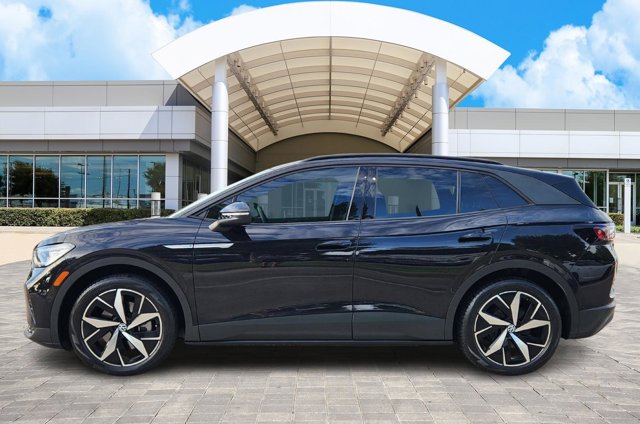 2023 Volkswagen ID.4 S Image 5 of 42
