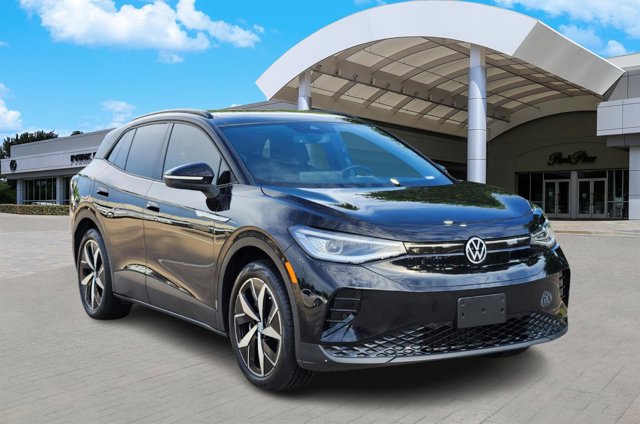 2023 Volkswagen ID.4 S Image 2 of 42