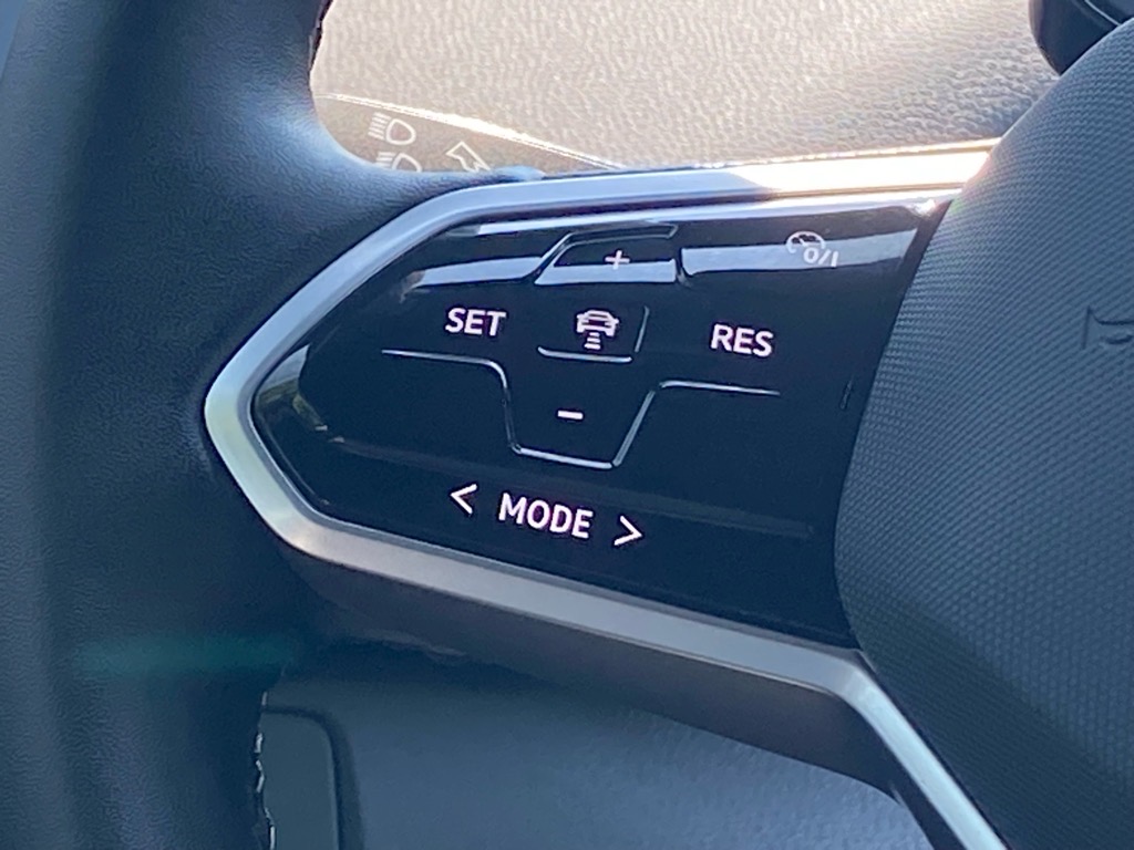 2023 Volkswagen ID.4 Standard Image 13 of 18