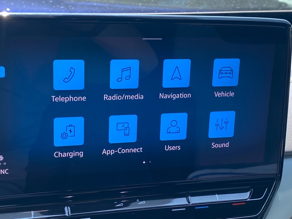 2023 Volkswagen ID.4 Standard Image 11 of 18