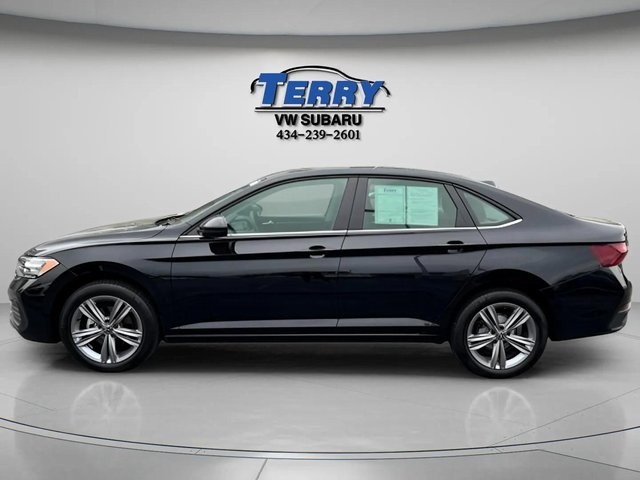 Vehicle image 3 of 18