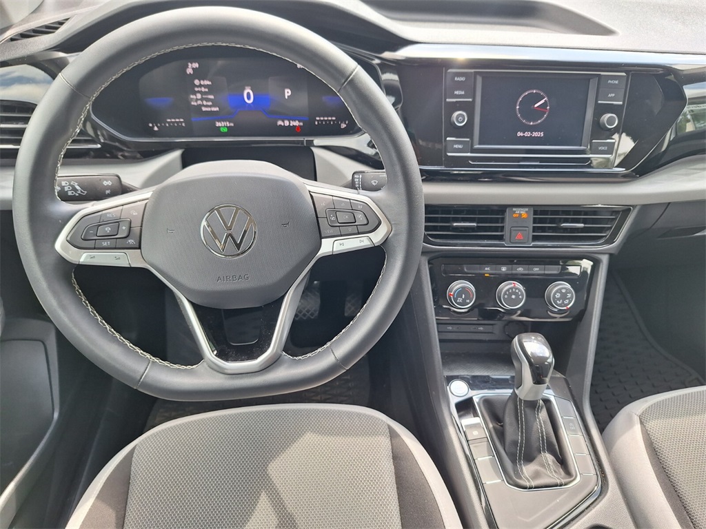 Vehicle image 20 of 29