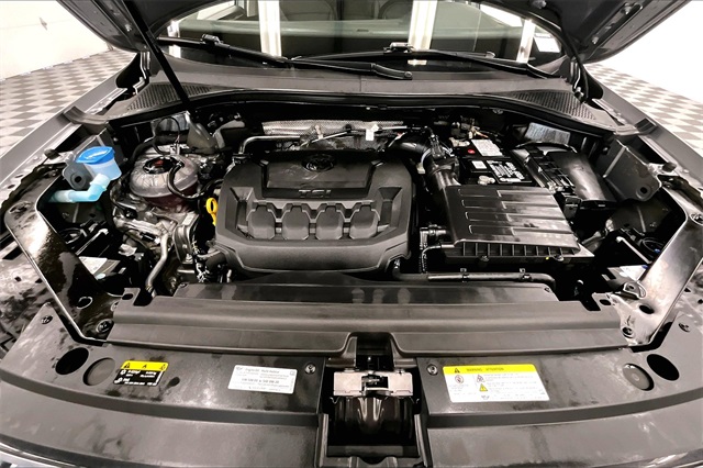 Vehicle image 11 of 37