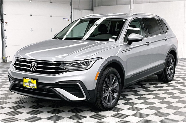 Vehicle image 1 of 37
