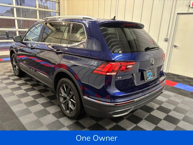 Vehicle image 6 of 25
