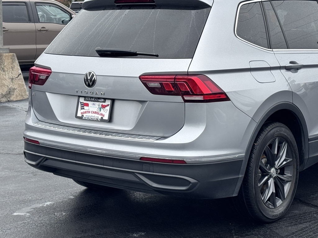 2023 Volkswagen Tiguan SE Image 6 of 42