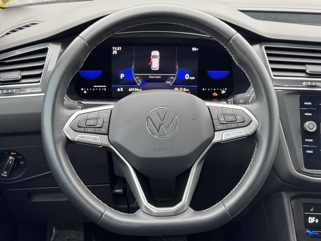 2023 Volkswagen Tiguan SE Image 41 of 42