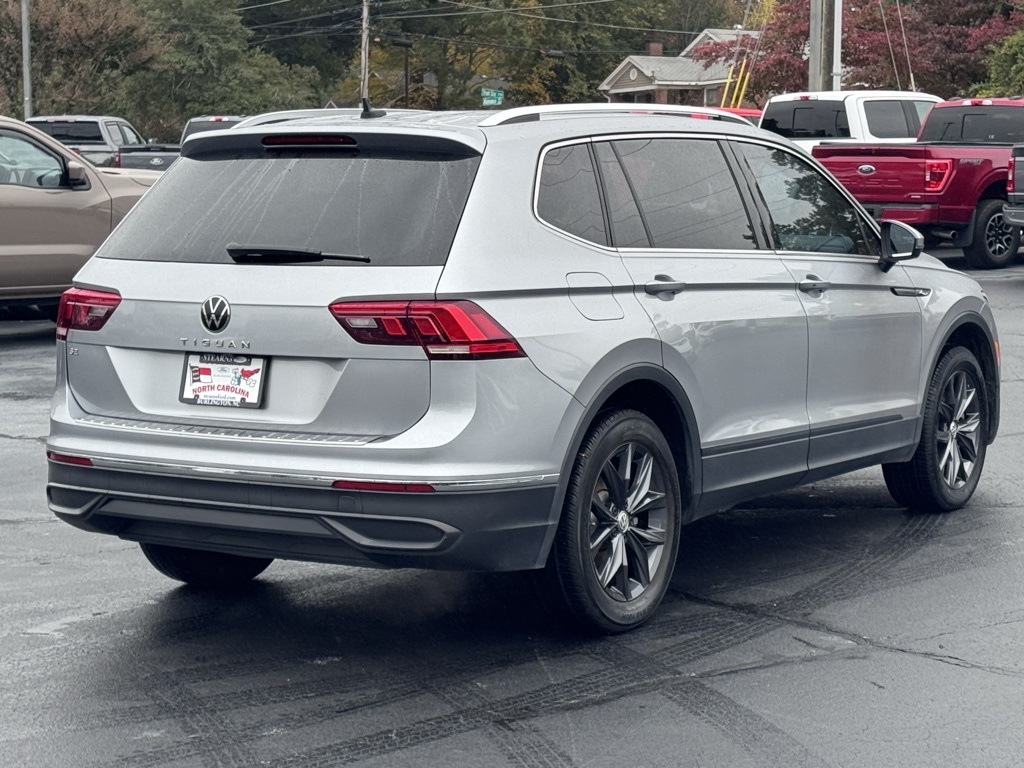 2023 Volkswagen Tiguan SE Image 5 of 42