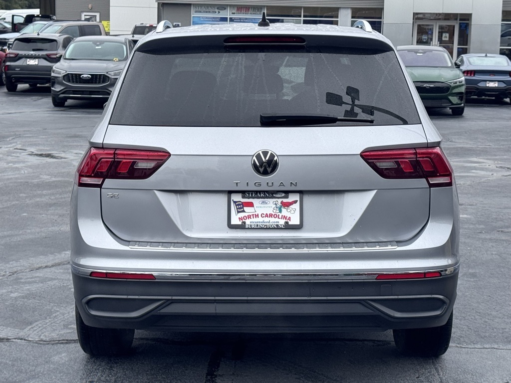 2023 Volkswagen Tiguan SE Image 8 of 42