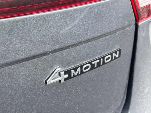 Vehicle image 29 of 30