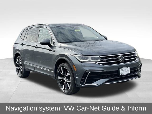 Vehicle image 3 of 30