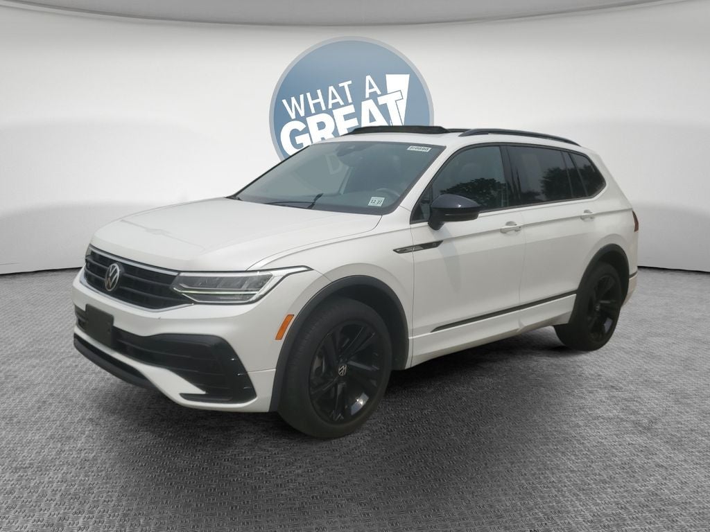 2023 Volkswagen Tiguan SE R-Line Black Image 1 of 54