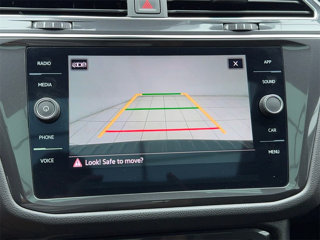Vehicle image 29 of 60