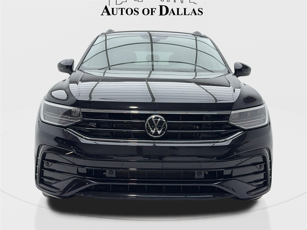 Vehicle image 4 of 60