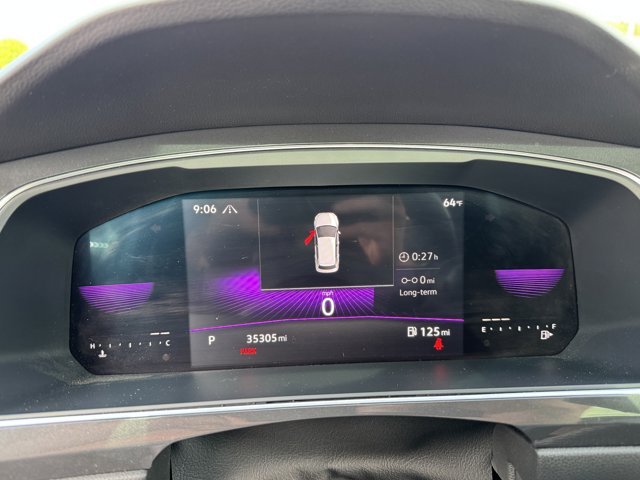 Vehicle image 22 of 35