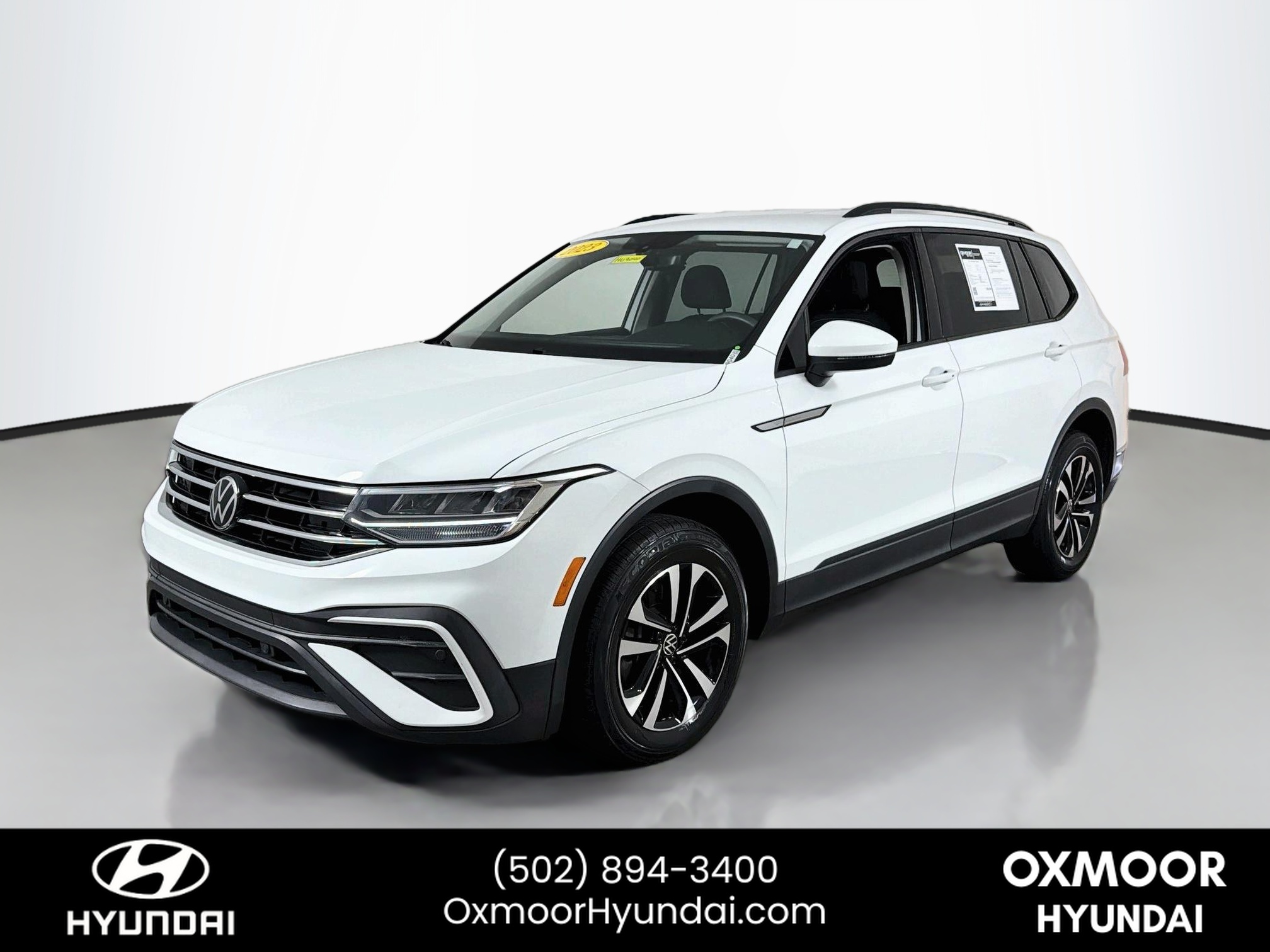 2023 Volkswagen Tiguan S Image 1 of 32