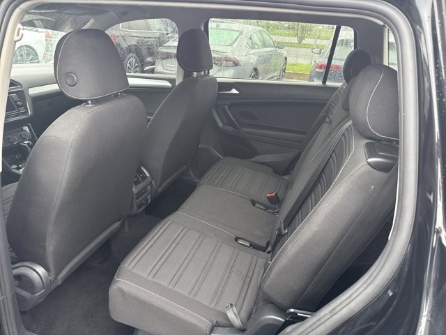 Vehicle image 7 of 13
