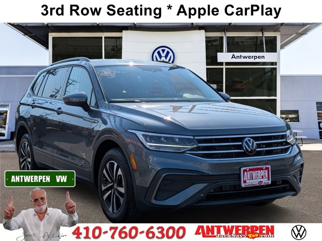Vehicle image 4 of 37