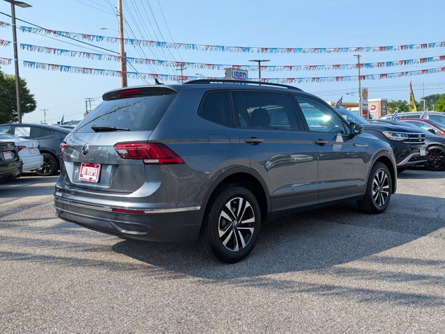 Vehicle image 6 of 37