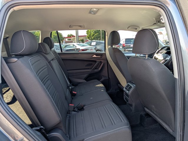 Vehicle image 12 of 37