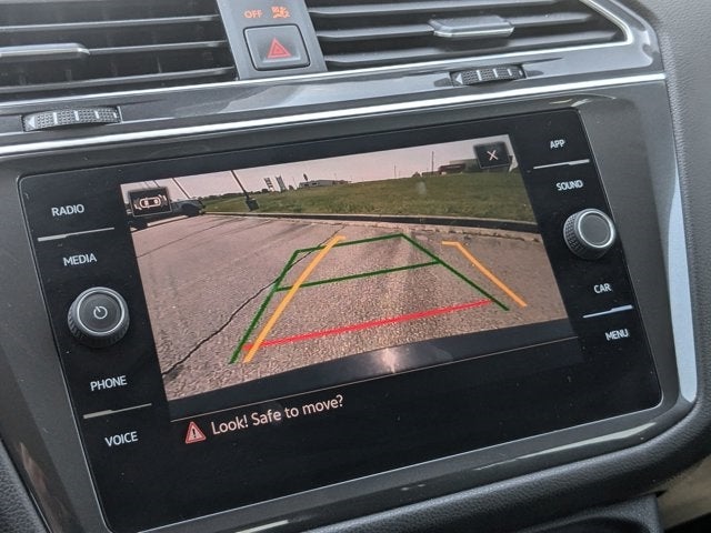 Vehicle image 22 of 41