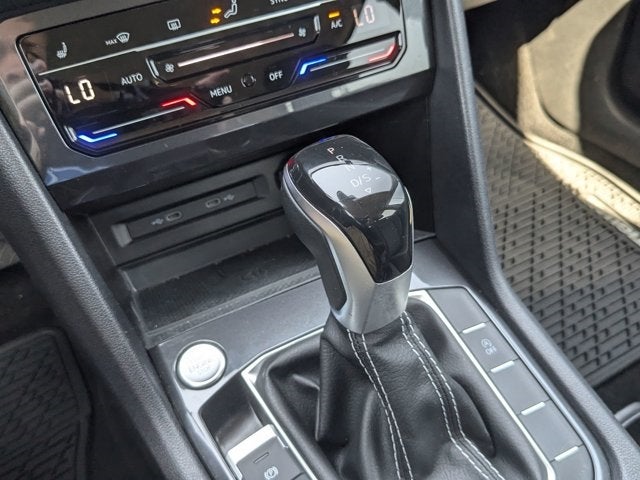 Vehicle image 26 of 41
