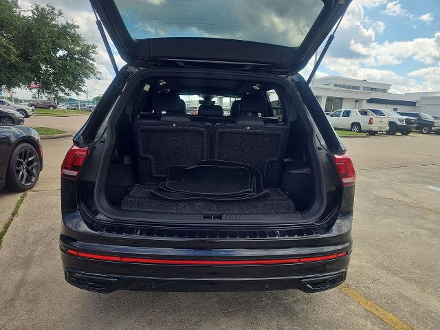 Vehicle image 26 of 35
